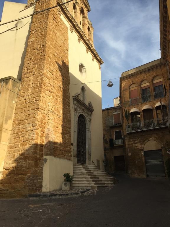 B&B Il Gigante Agrigento Luaran gambar