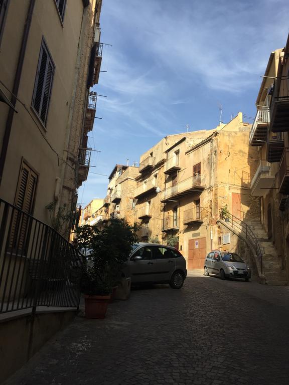 B&B Il Gigante Agrigento Luaran gambar